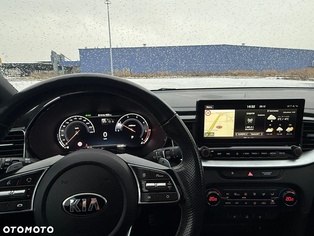 Kia ProCeed 1.6 CRDi GT Line DCT - 17