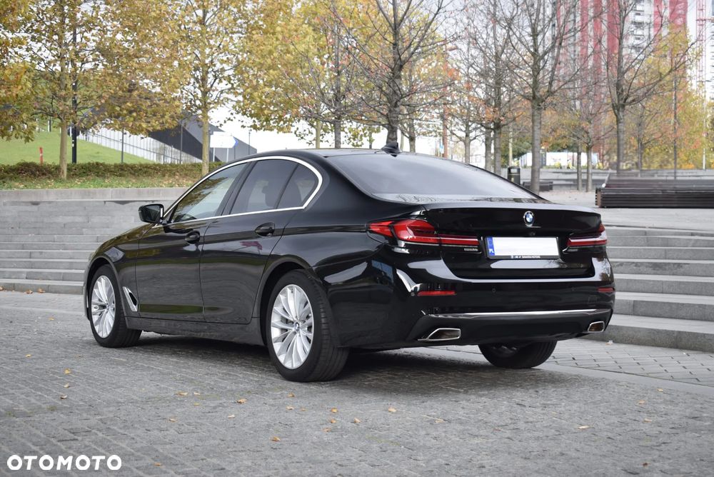 BMW Seria 5 518d Luxury Line - 7