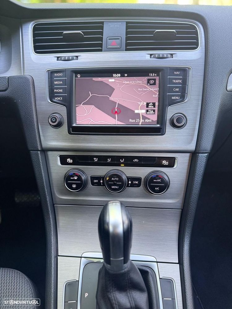 VW Golf 1.6 TDi GPS Edition DSG - 28