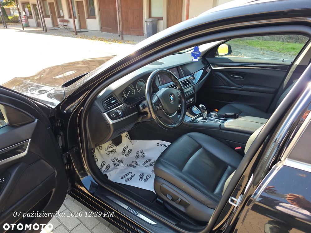 BMW Seria 5 520d Luxury Line sport - 13
