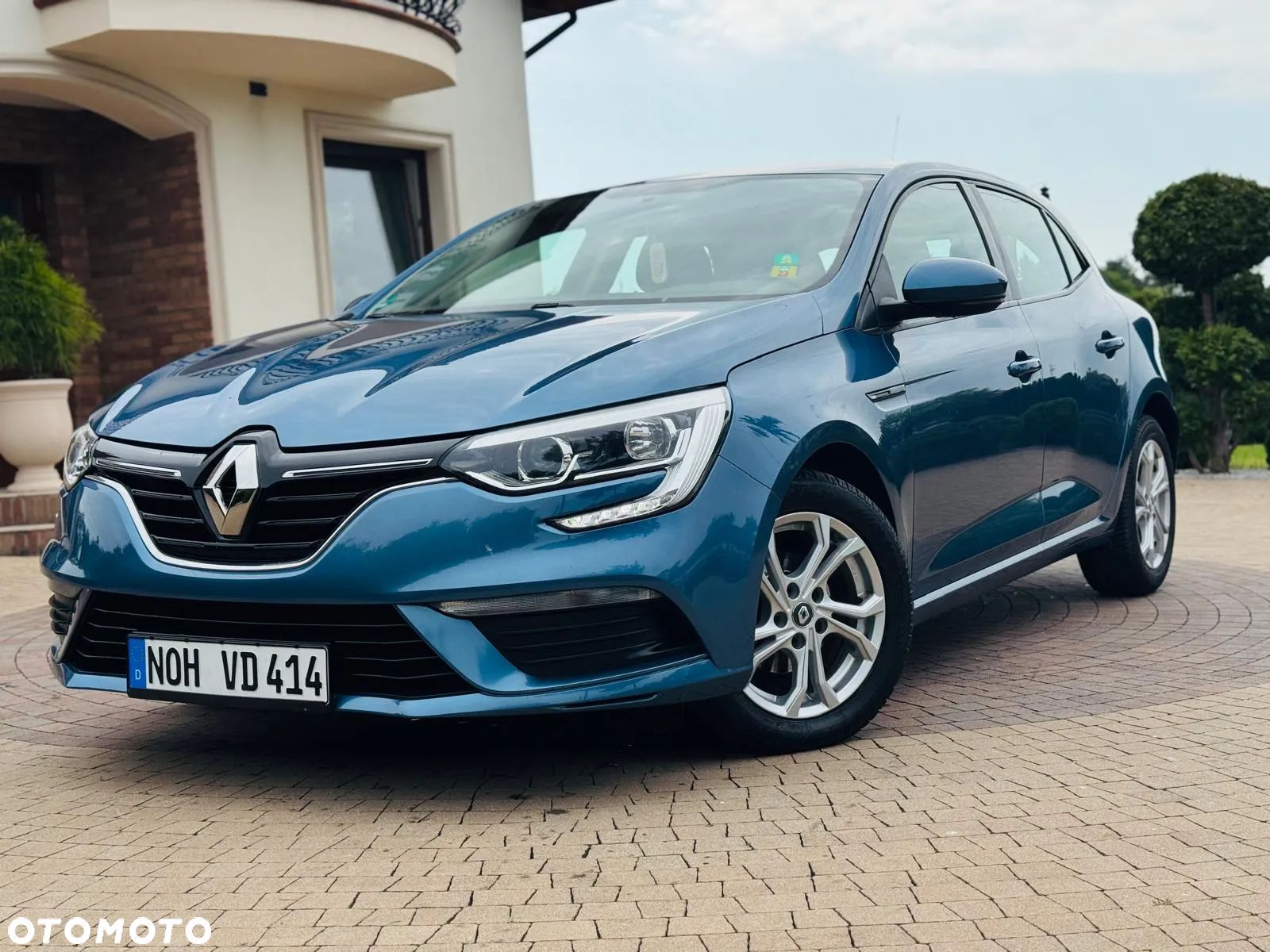 Renault Megane 1.2 Energy TCe Life - 1