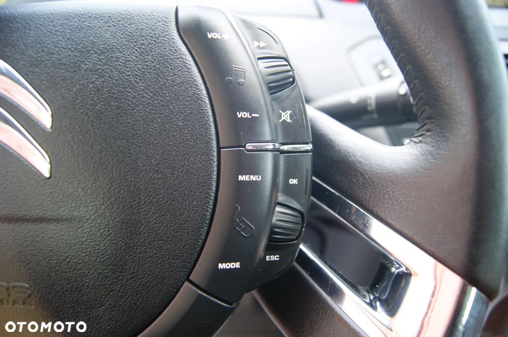 Citroën C4 Picasso 1.6 HDi FAP Exclusive - 15