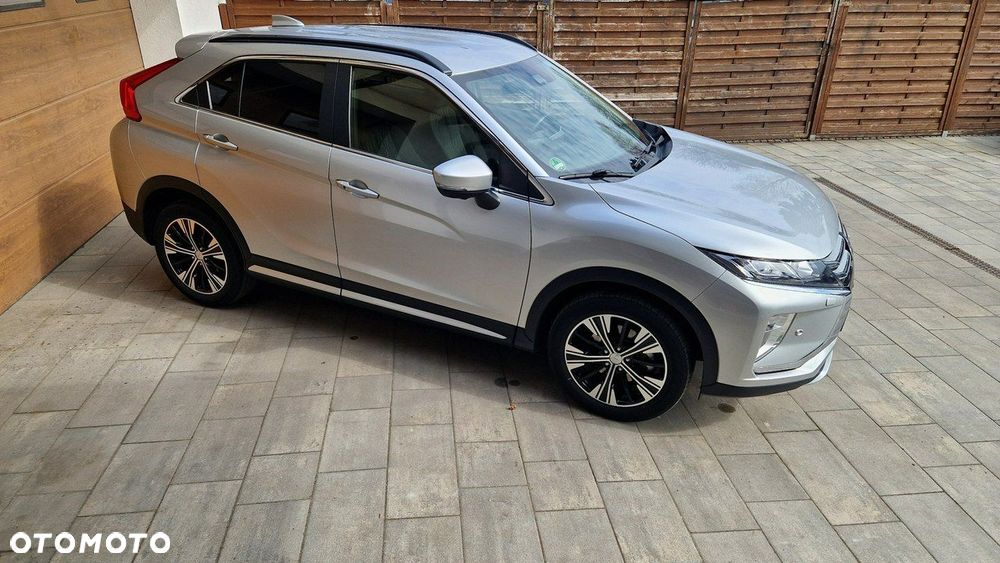 Mitsubishi Eclipse Cross - 3