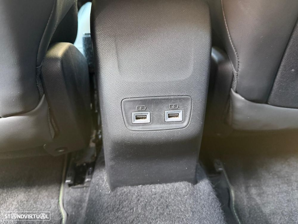Peugeot 2008 - 36