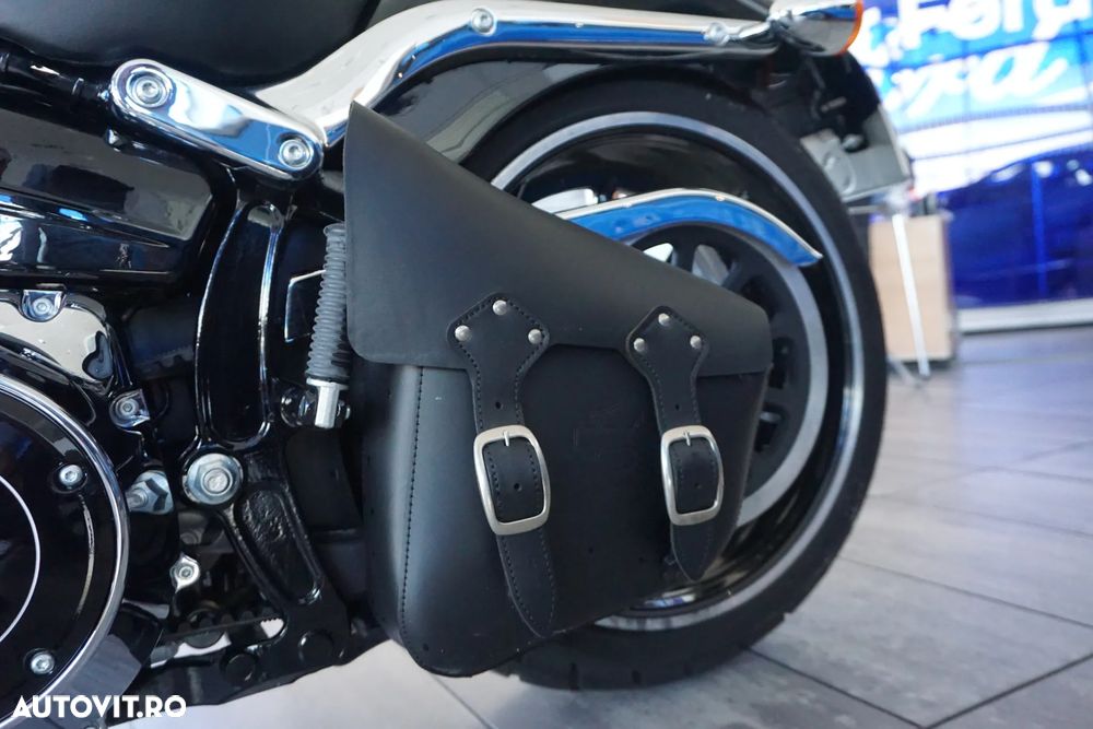Harley-Davidson Softail Breakout FXSB - 19