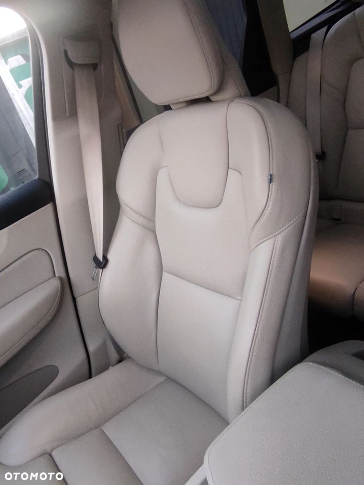 Volvo XC 60 - 19