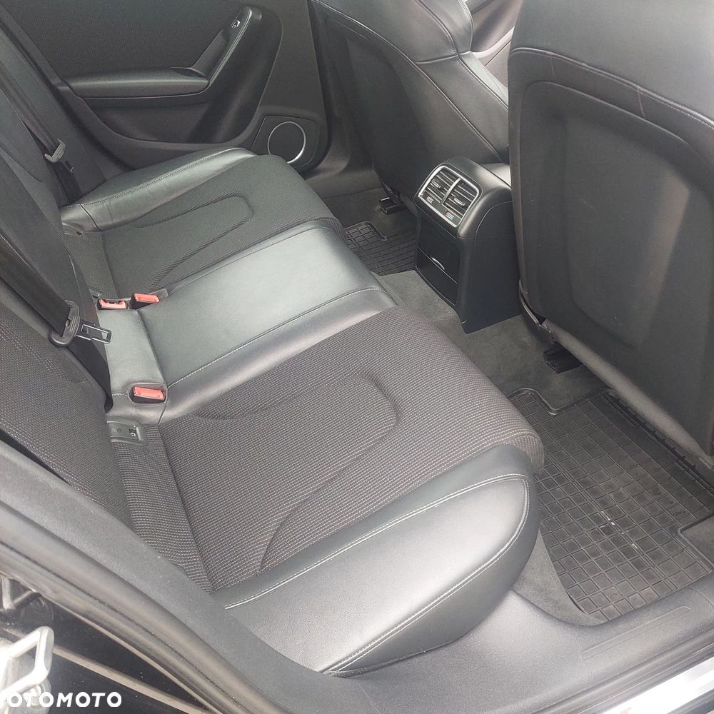 Audi A4 Limousine 1.8 TFSI quattro S line Sportpaket - 9