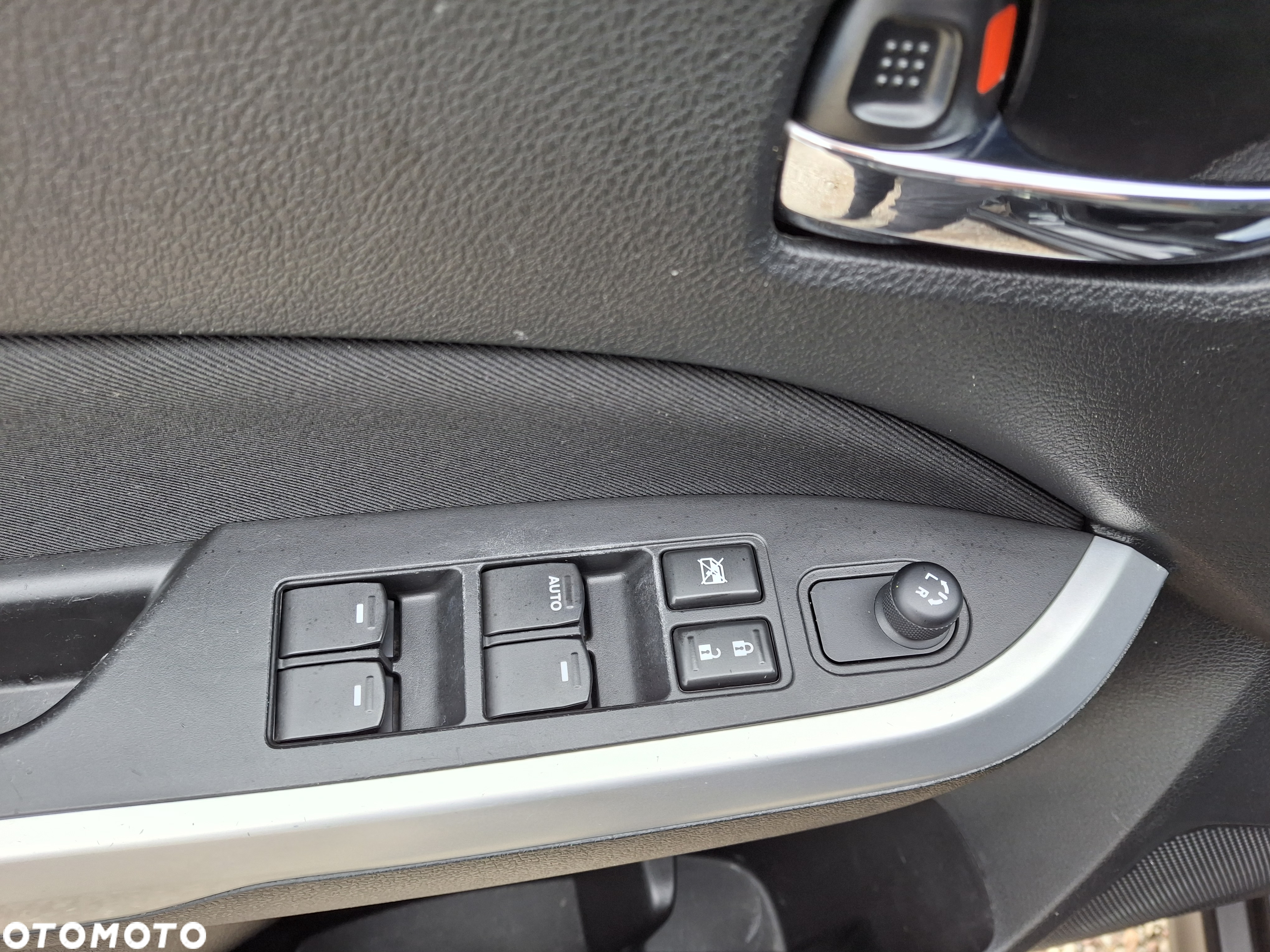 Suzuki Vitara 1.6 DDiS (4x2) Comfort+ - 23