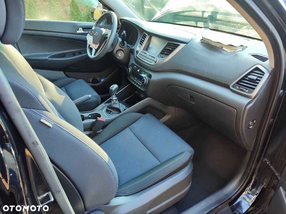 Hyundai Tucson blue 1.6 GDi 2WD Navi - 6