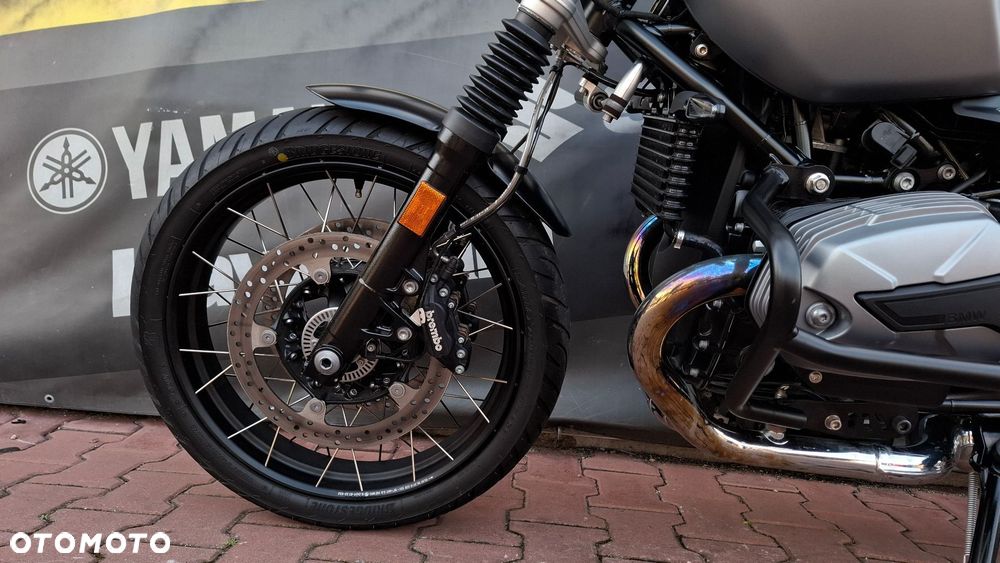 BMW R - 16