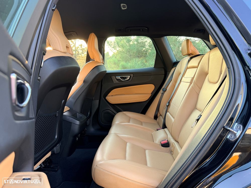 Volvo XC 60 2.0 D3 Momentum - 22