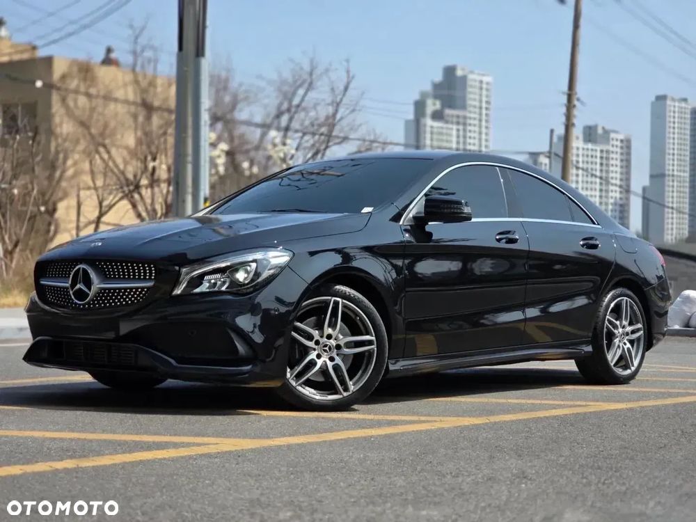 Mercedes-Benz CLA - 1