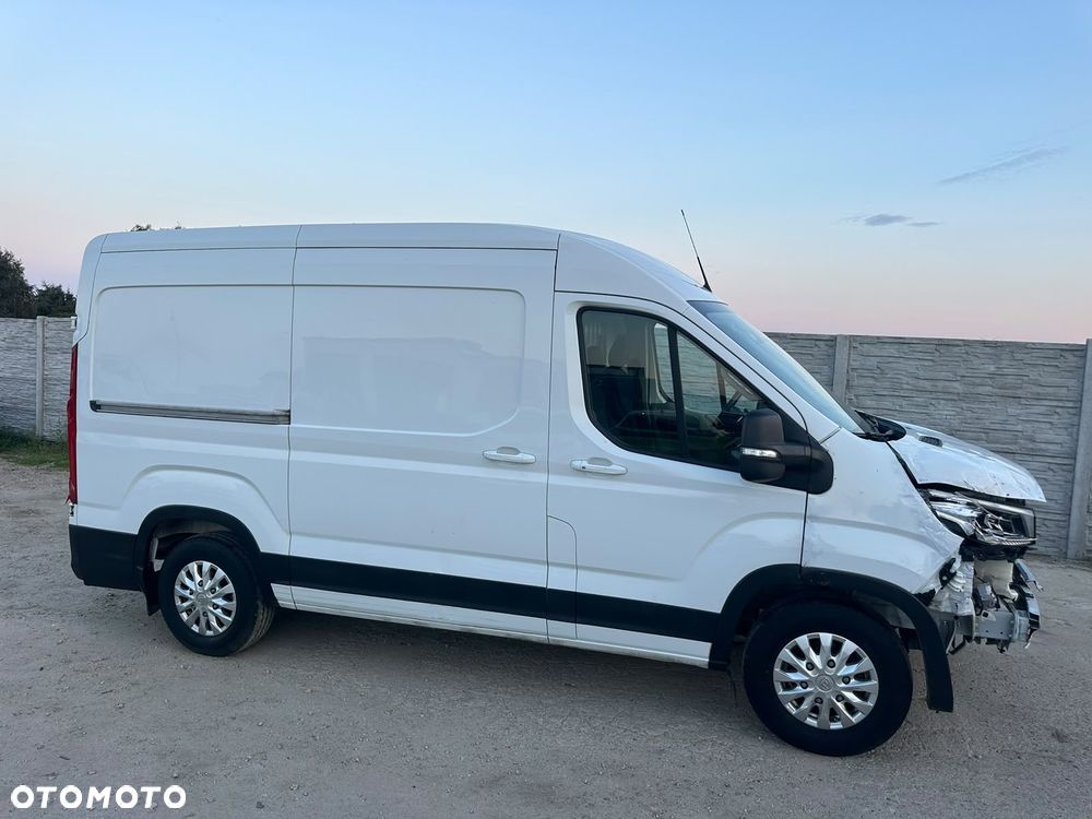 Maxus e-DELIVER 9 _ 100% ELEKTRYCZNY _ 2024 _ Bogata Wersja - 37