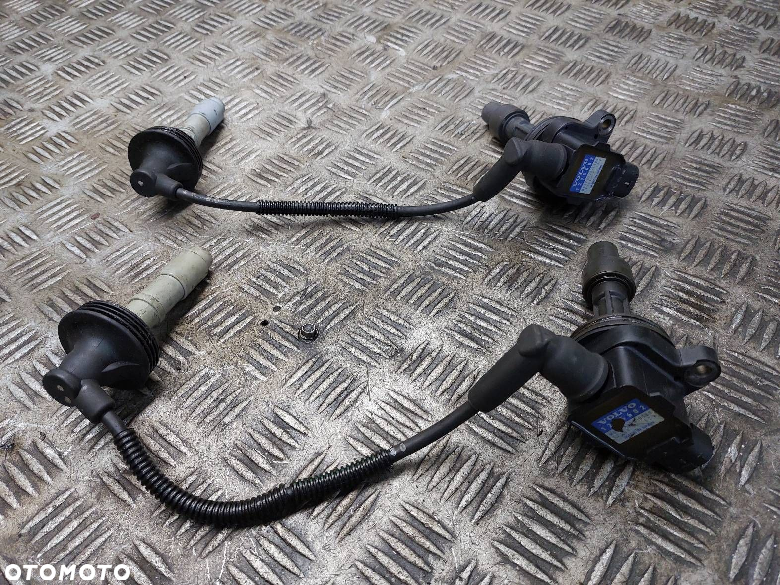 CEWKA ZAPŁONOWA KOMPLET VOLVO V40 S40 I 1.8 16V 1275602 - 3