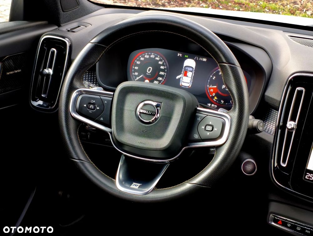 Volvo XC 40 T5 AWD Geartronic R-Design - 18