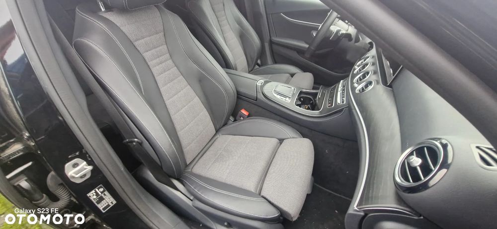 Mercedes-Benz Klasa E 220 d 4Matic 9G-TRONIC Avantgarde - 3