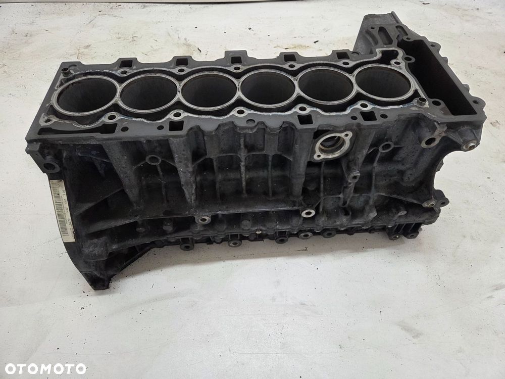 BLOK SILNIKA BMW E60 E61 N52B30A OE 7539322 - 1