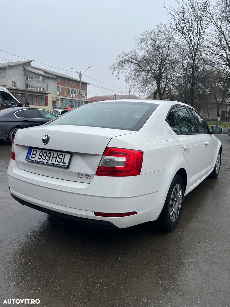 Skoda Octavia - 10