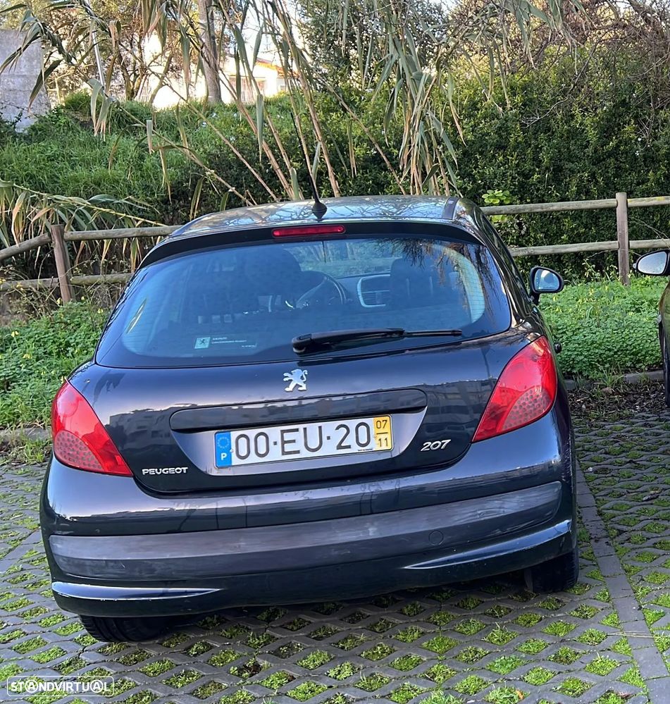 Peugeot 207 1.4 HDi Premium - 1