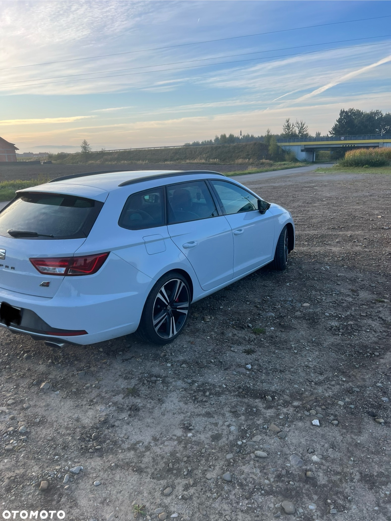 Seat Leon 2.0 TSI Cupra 290 S&S DSG - 4