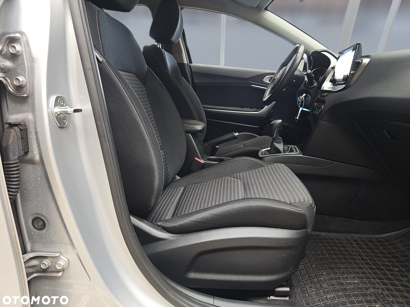 Kia Ceed 1.5 T-GDI M - 23