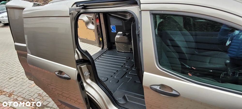 Ford Transit courier - 5