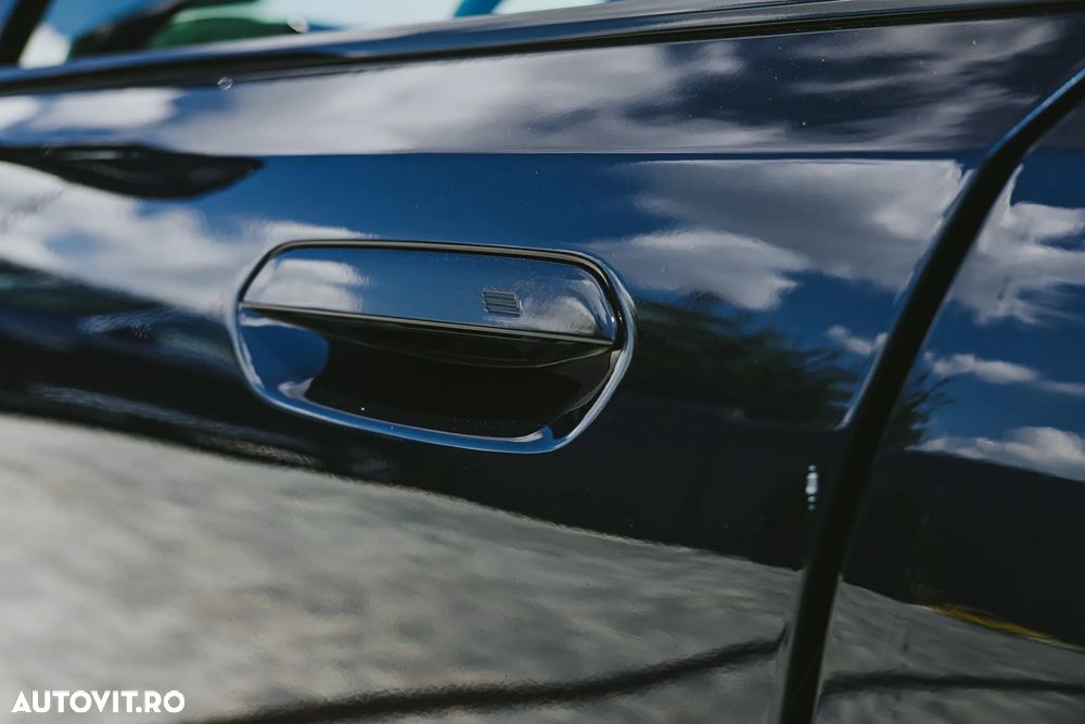 BMW i5 - 9