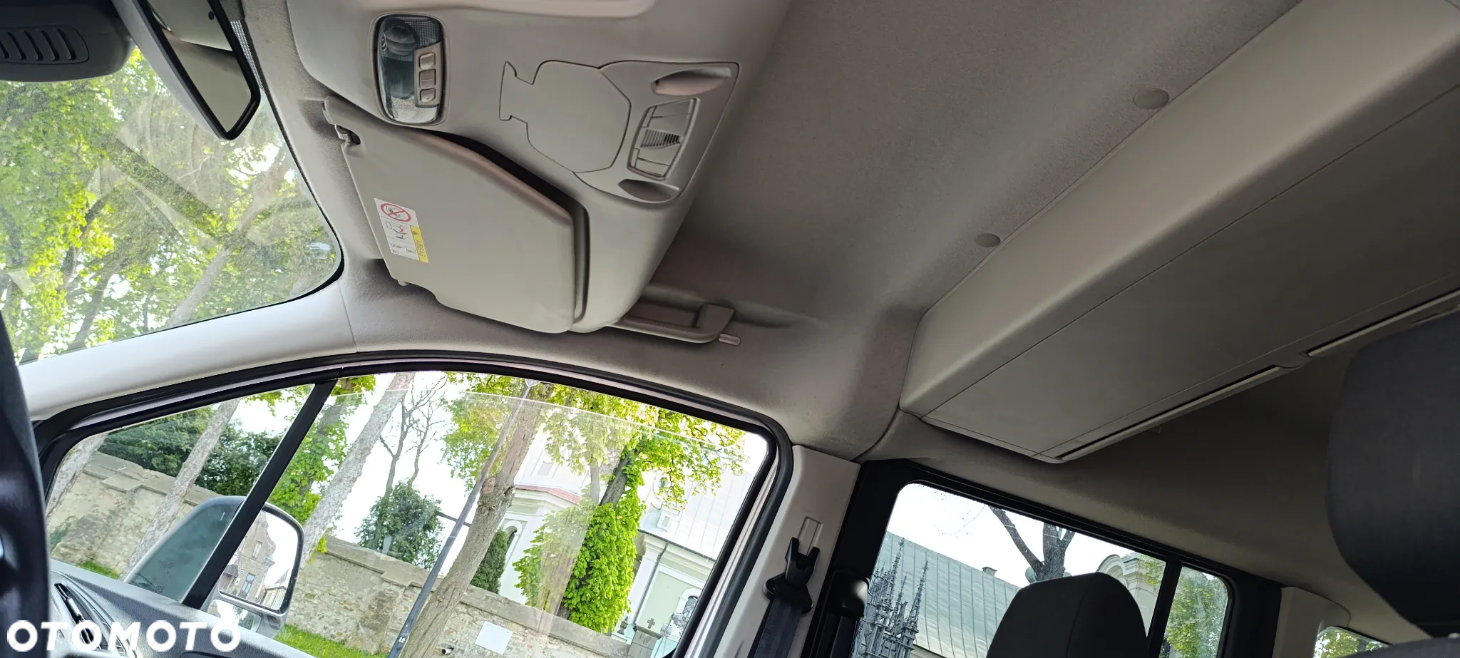 Ford Tourneo Connect - 13