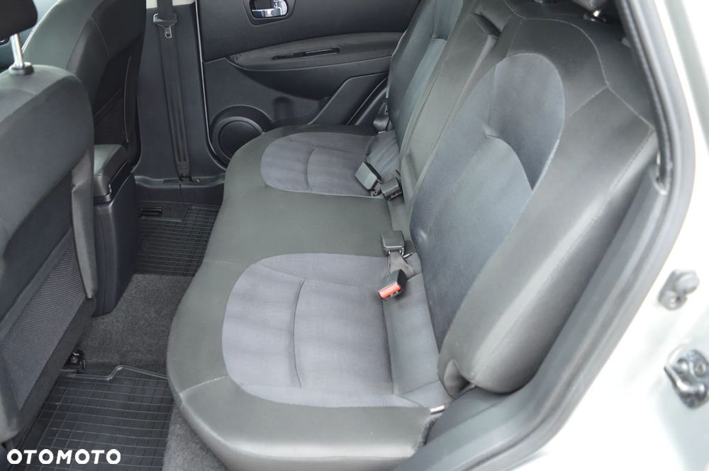 Nissan Qashqai 1.6 I-Way - 12