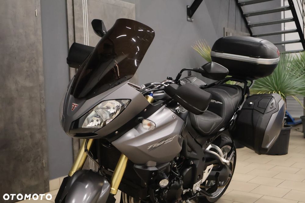 Triumph Tiger - 14