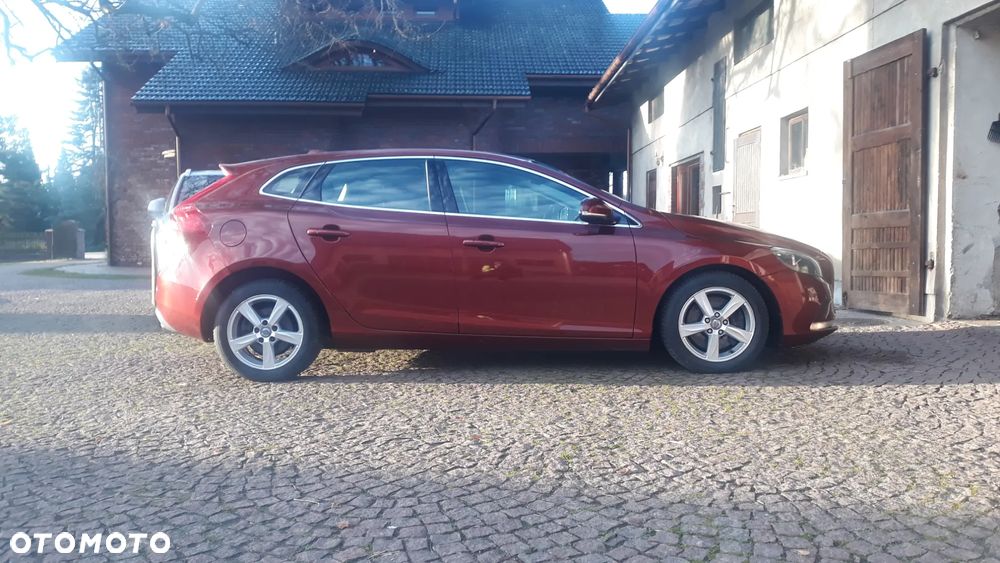 Volvo V40 D3 Momentum - 11