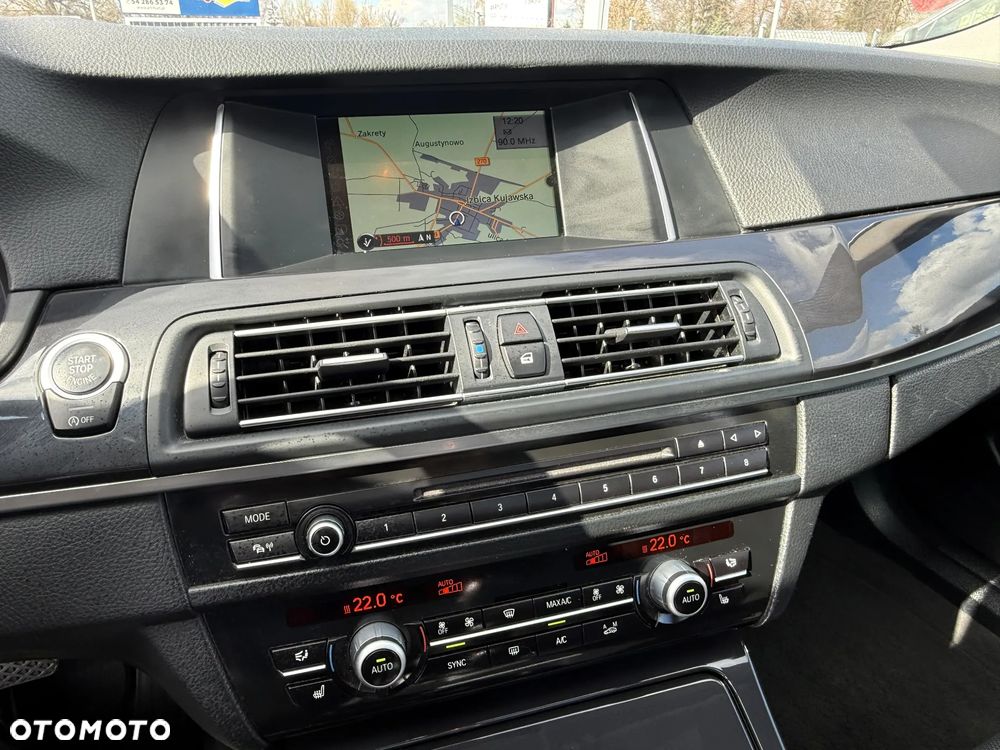 BMW Seria 5 520d - 15