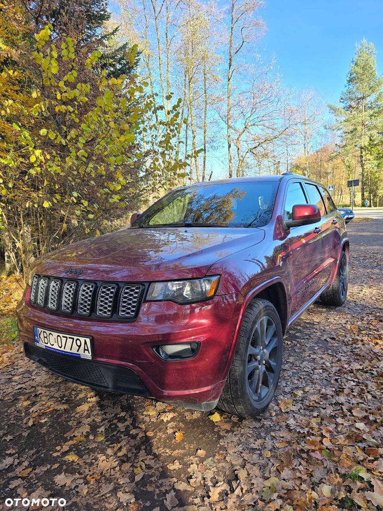 Jeep Grand Cherokee - 1