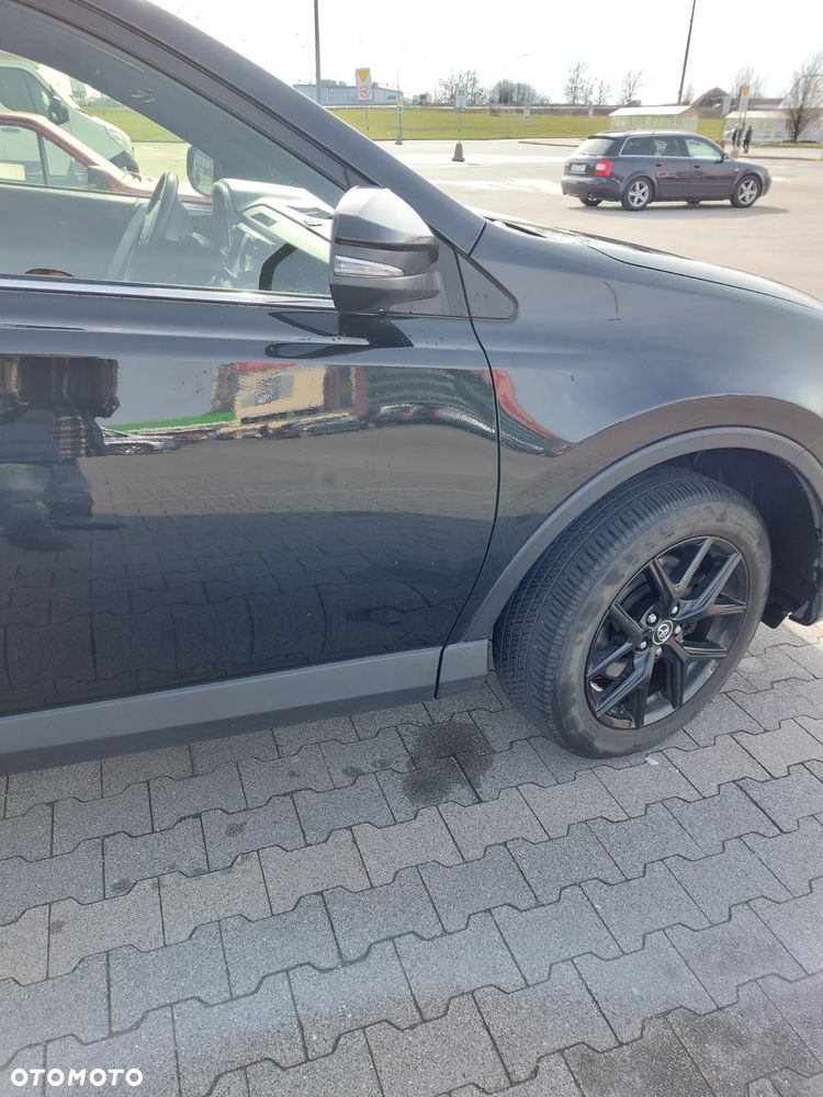 Toyota RAV4 - 24
