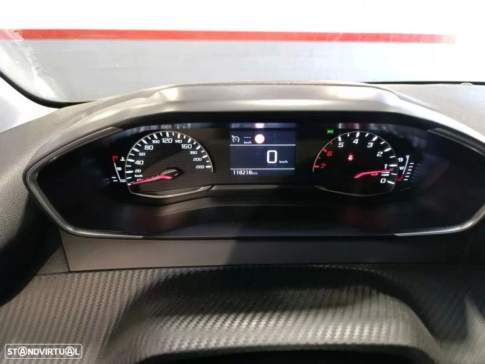 Peugeot 208 1.5 BlueHDi Active Pack - 24