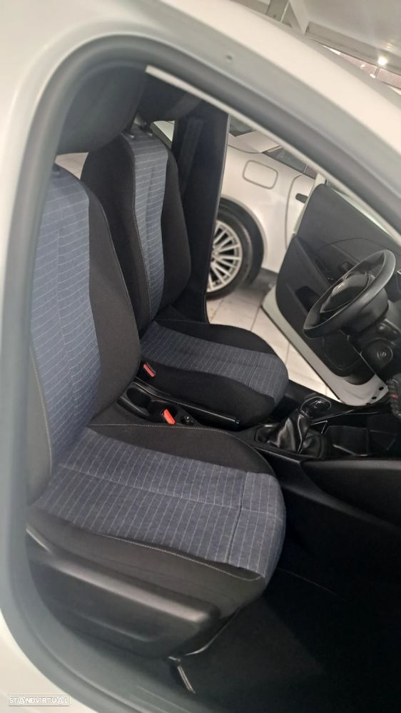 Peugeot 208 PureTech 100 Allure - 8