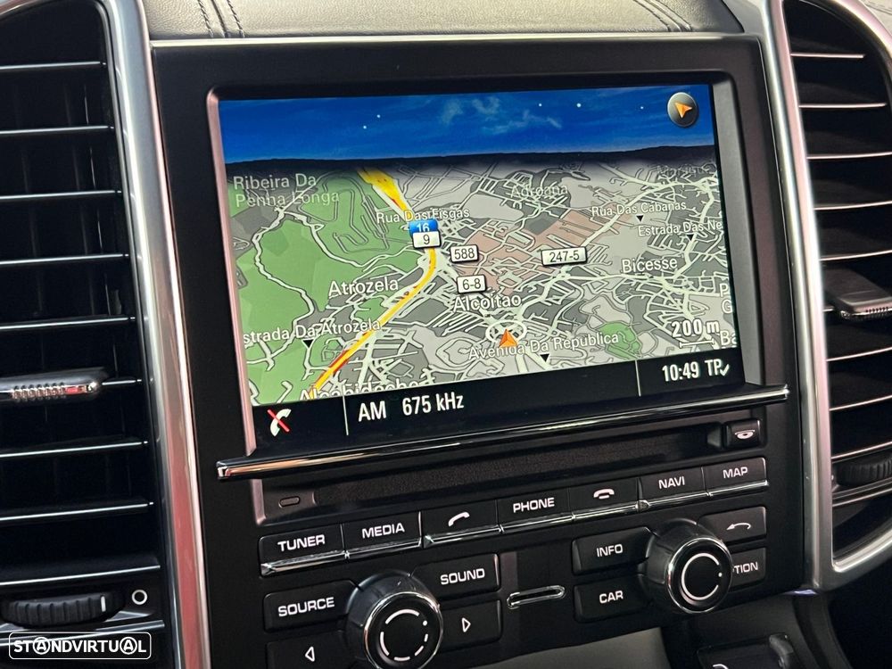 Porsche Cayenne S E-Hybrid - 13