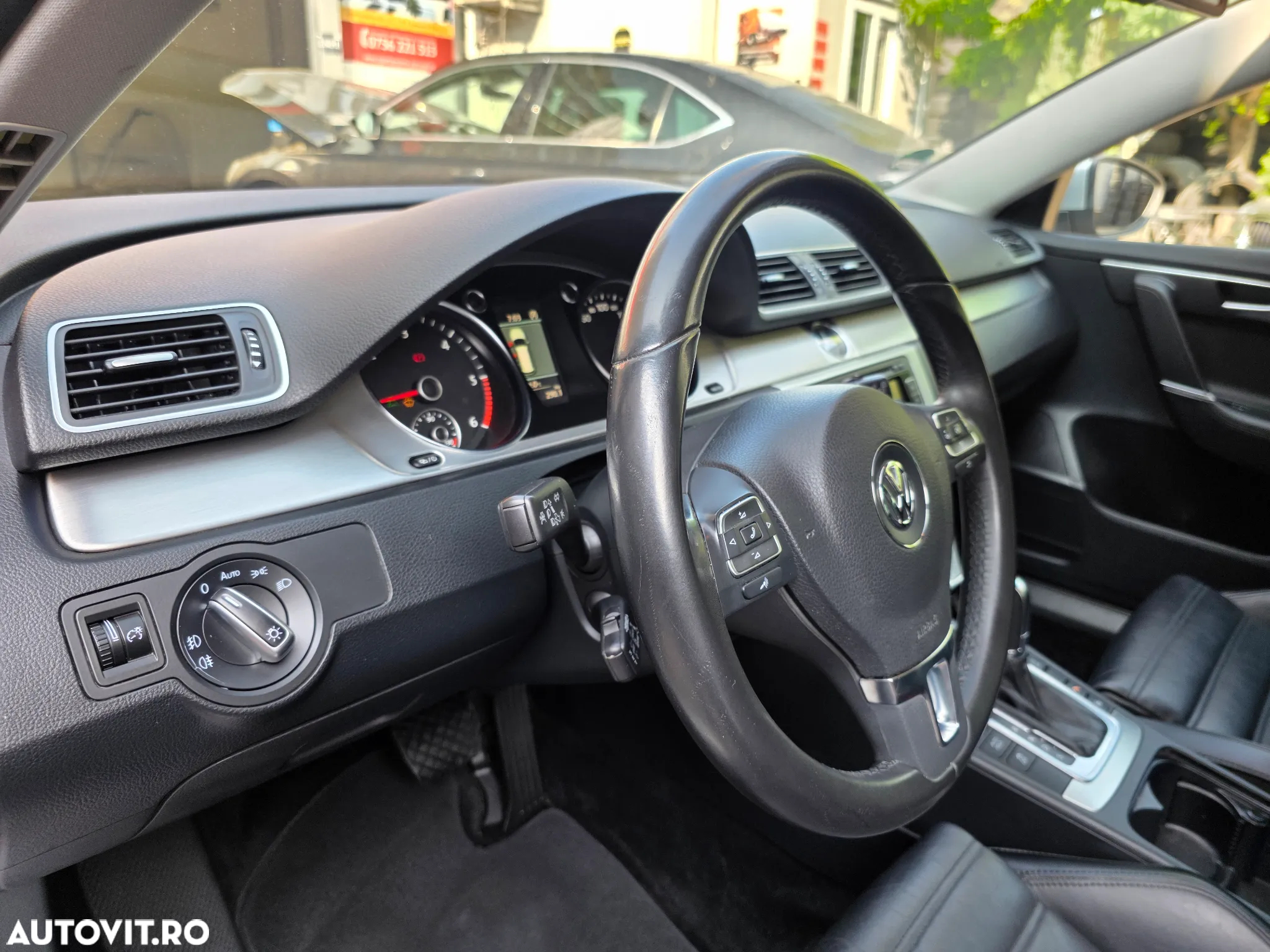 Volkswagen Passat Variant 2.0 TDI Blue TDI DSG Highline - 2