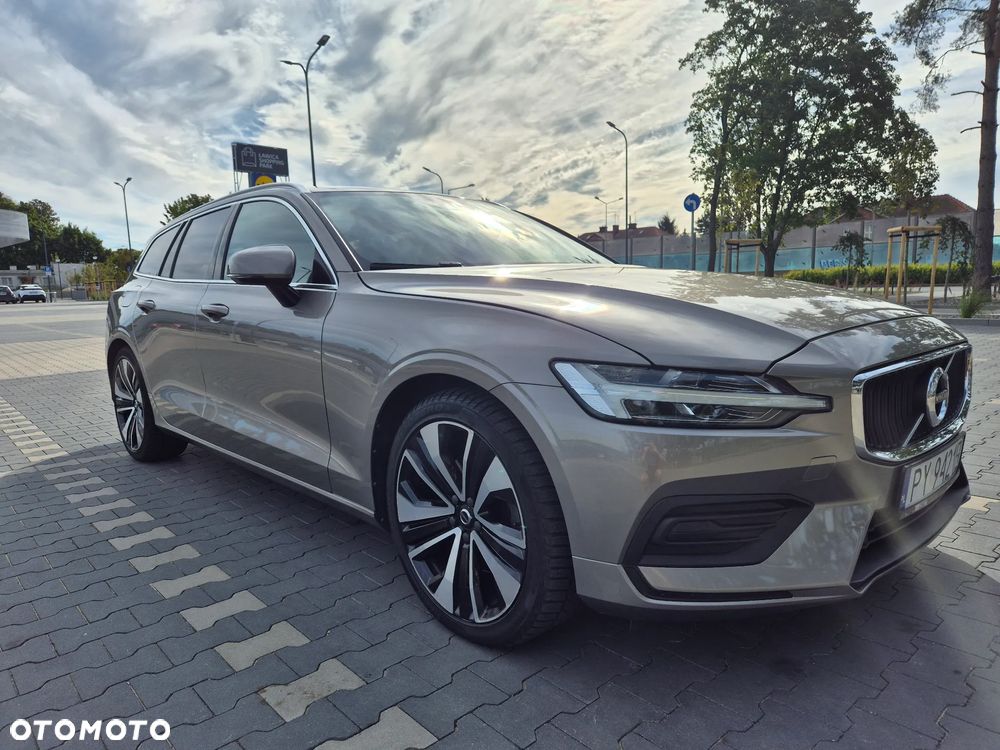 Volvo V60 T4 Momentum Pro - 12
