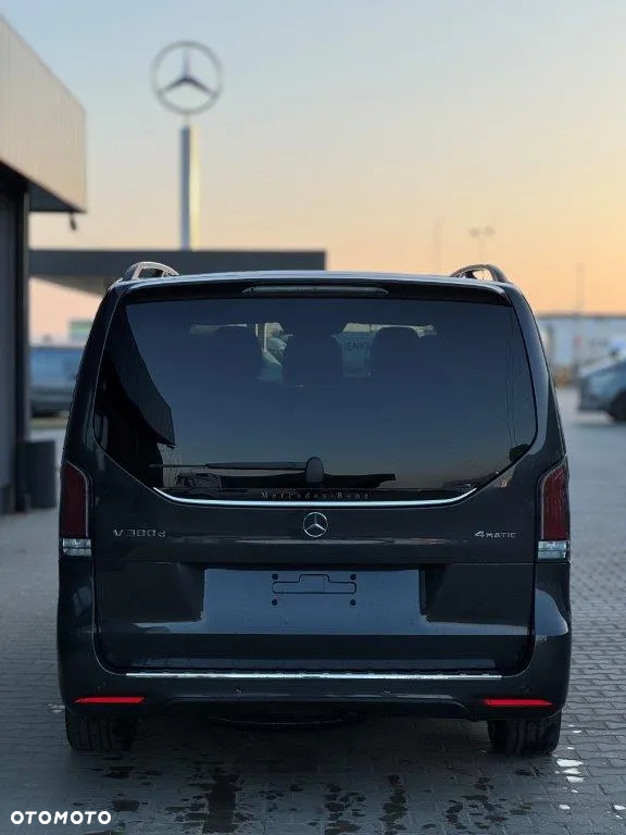 Mercedes-Benz Klasa V 300 d 4-Matic Avantgarde 9G-Tronic (d³ugi) - 7