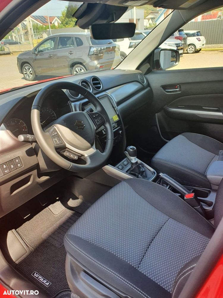 Suzuki Vitara 1.4 Boosterjet 6MT MHEV Passion - 8