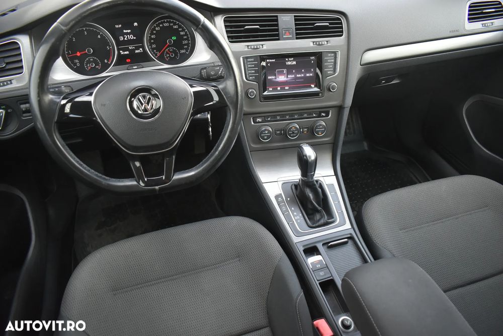 Volkswagen Golf 1.6 TDI DPF BMT DSG Comfortline - 20