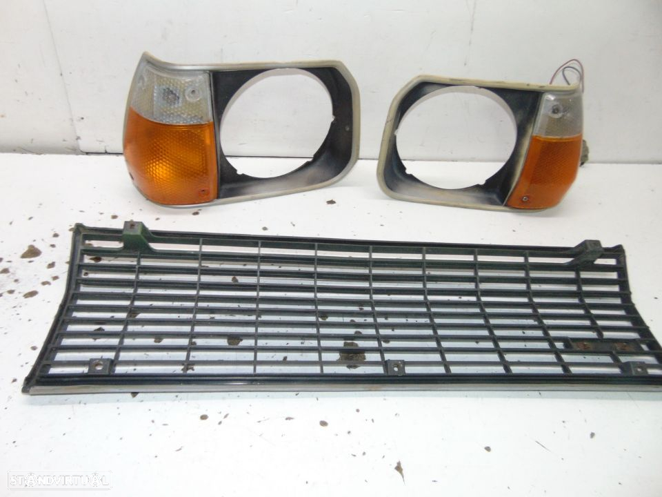 Mazda 323 grelha - 4