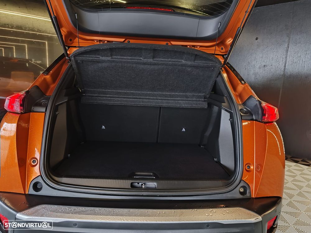 Peugeot 2008 1.5 BlueHDi GT EAT8 - 20