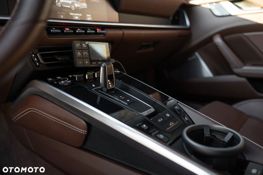 Porsche 911 Turbo S - 28