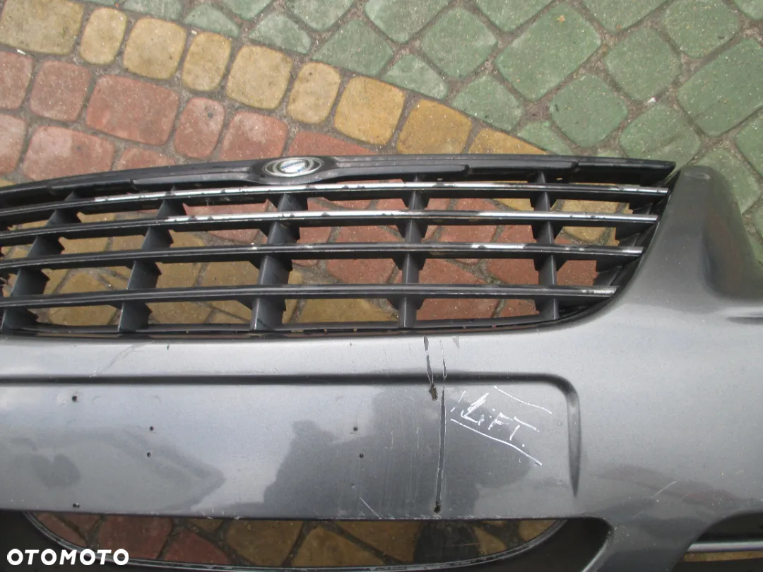 Zderzak chrysler VOYAGER LIFT - 2