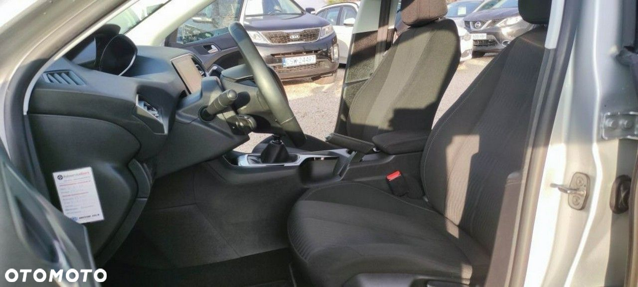 Peugeot 308 - 14