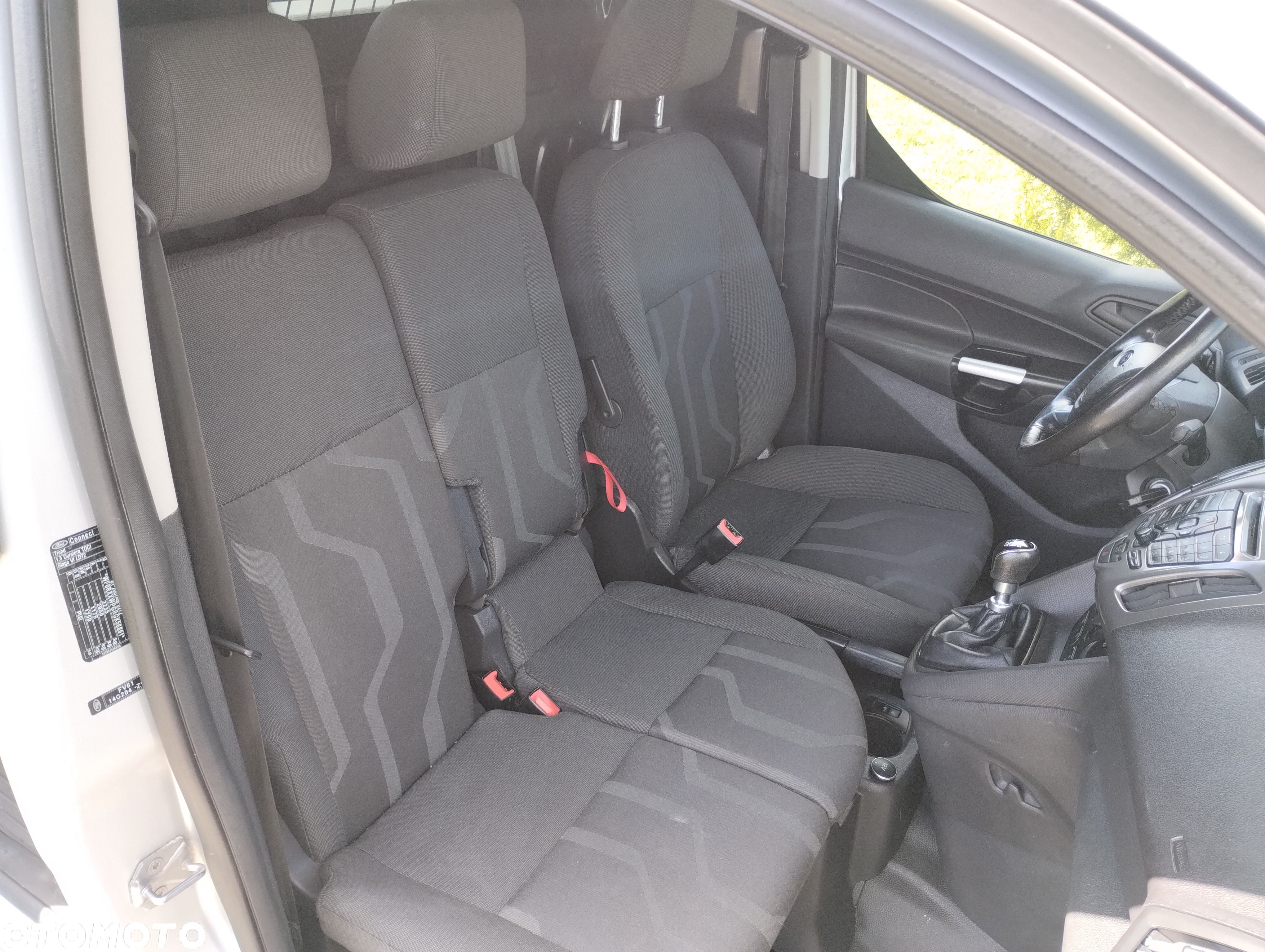 Ford transit connect - 5