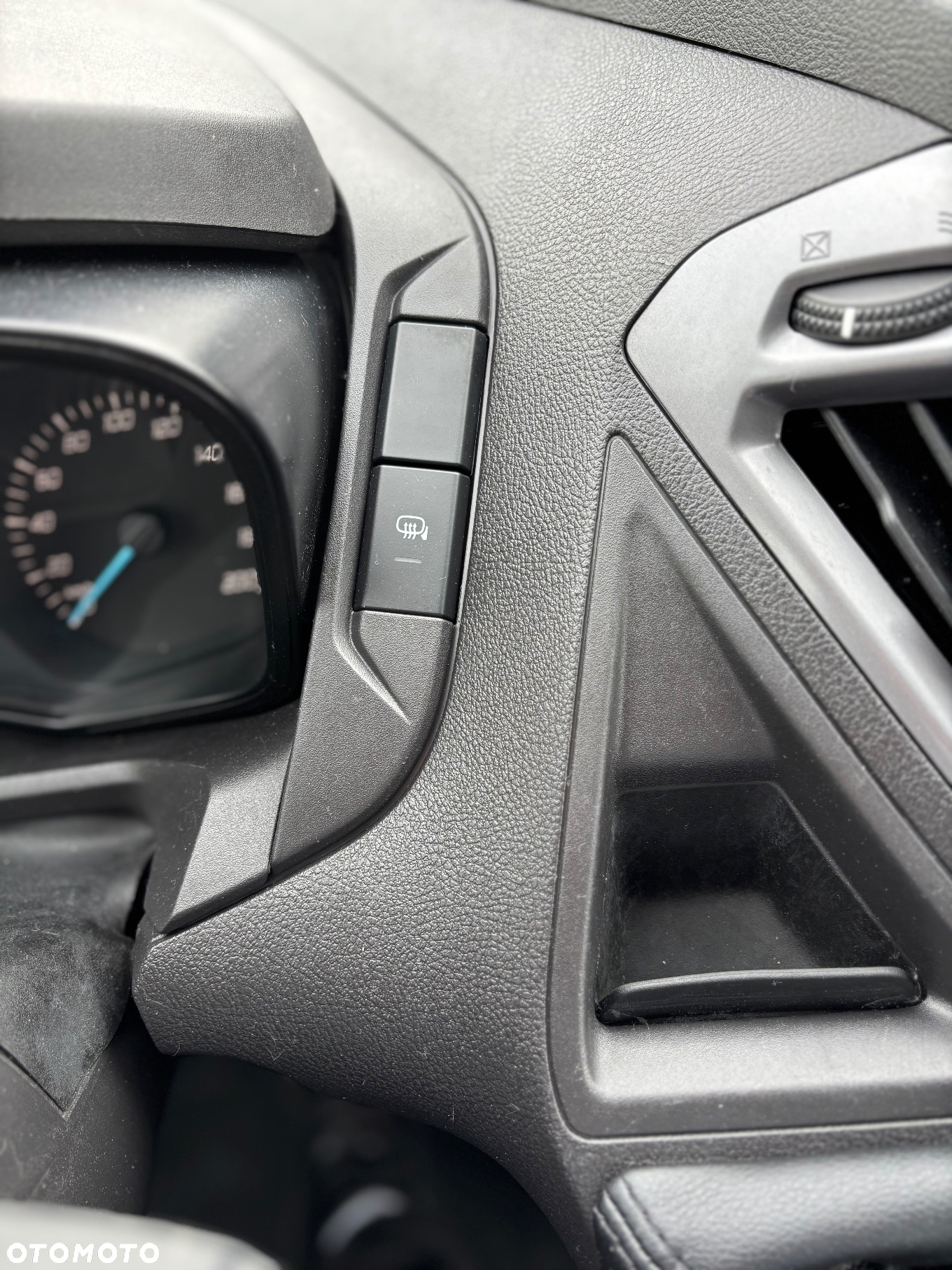 Ford Transit Custom L1H1 Klima Relingi Hak PDC Tempomat Nowe opony Serwis 3-osobowy - 24