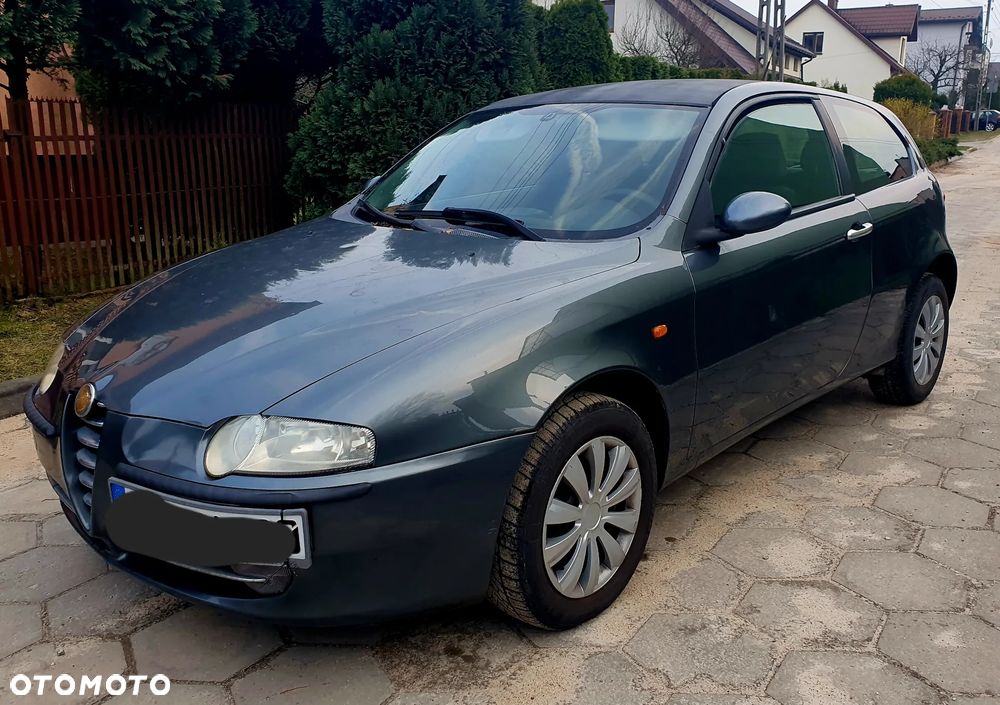 Alfa Romeo 147 - 19